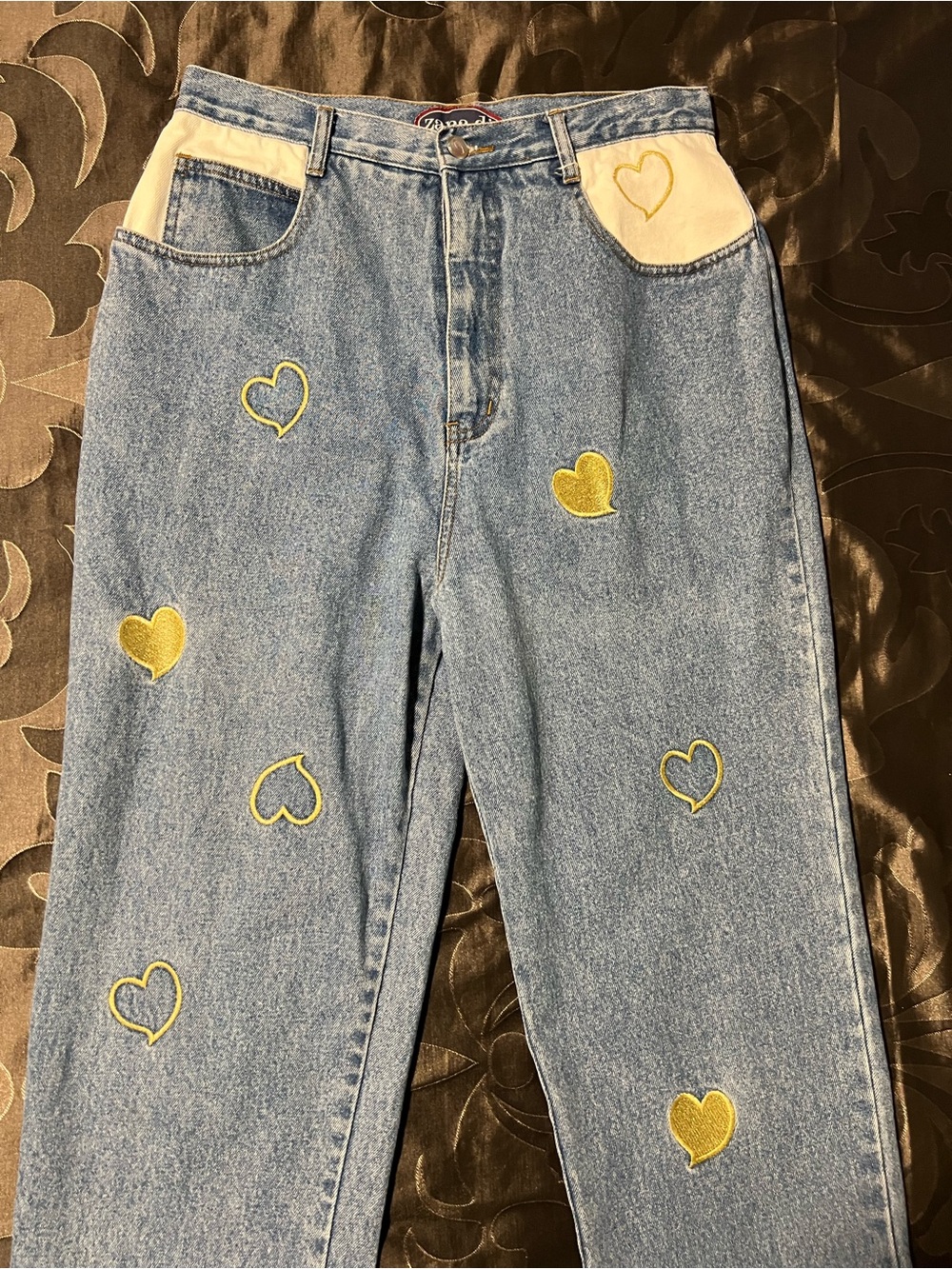 VTG Zana•di 90s Light Blue Denim Jeans with Gold Metallic Heart Embroidery 13/14